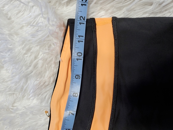 Lululemon run inspire crop Creamsicle pop leggings size 4 - Picture 8 of 9